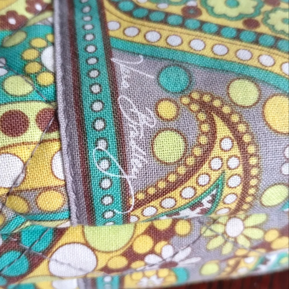 Vera Bradley mini laptop case IPad Lemon Parfait